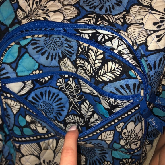 Vera Bradley backpack - Picture 4 of 4